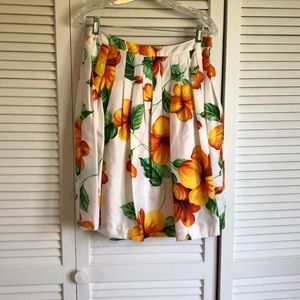 Flower pleated knee length skirt